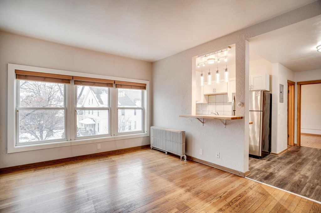 Photo of 2176 Dayton Avenue, Saint Paul, MN 55104 (MLS # 7006221)