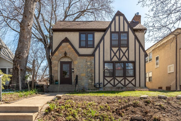 4909 XERXES AVE S, MINNEAPOLIS, MN 55410 - Image 16ba769cb300dfd33f7cf66b0854ff67/4162618141