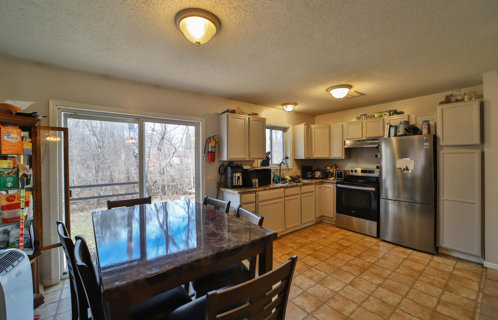 2723 Division Street E