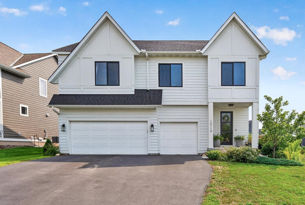 Photo of 10110 Harvest Trail, Victoria, MN 55318 (MLS # 7128151)