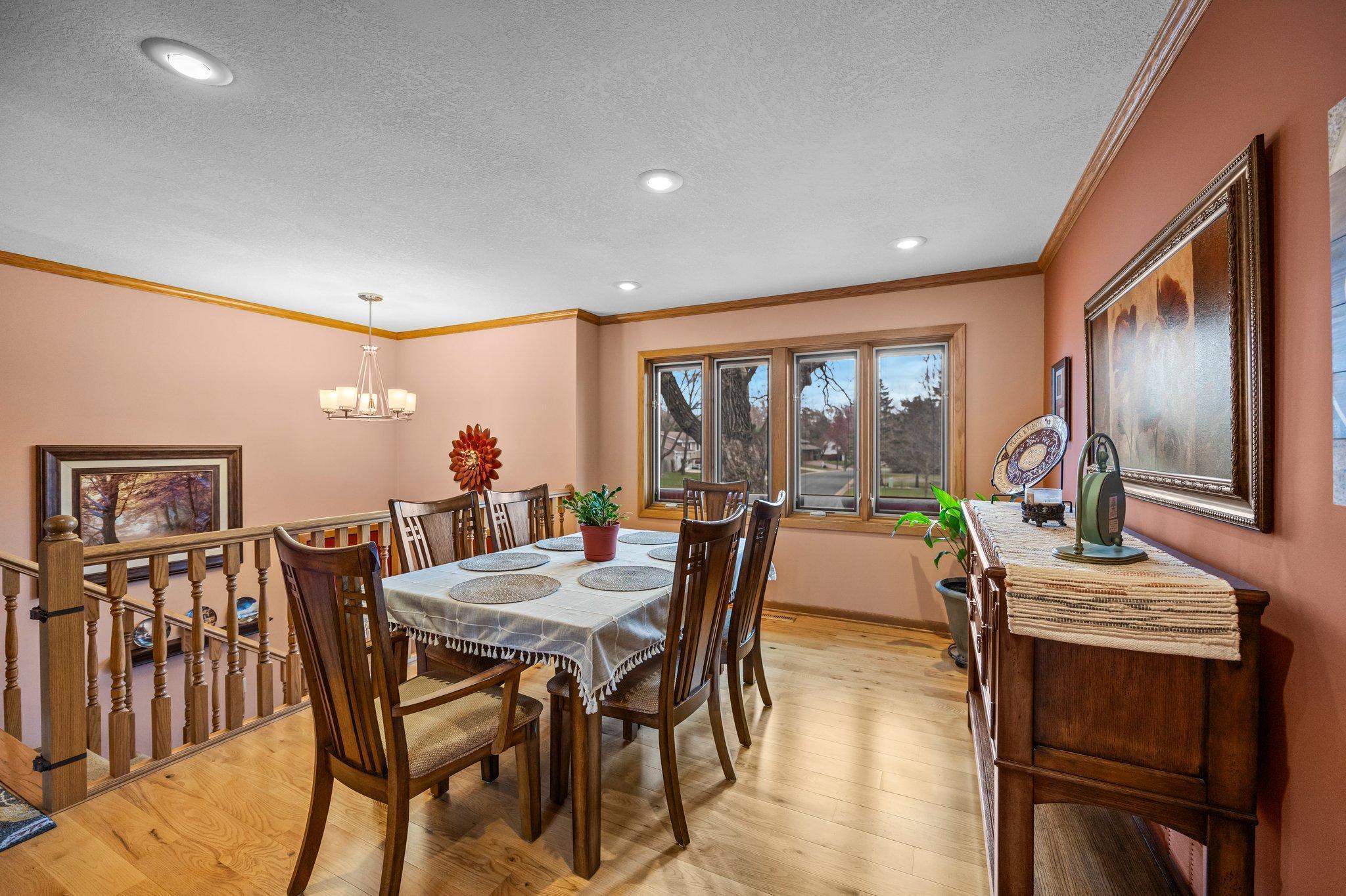 1535 Oakwood Drive