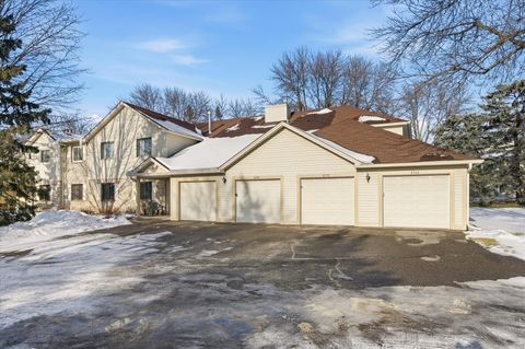 4372 Buckingham Court Vadnais Heights MN 55127