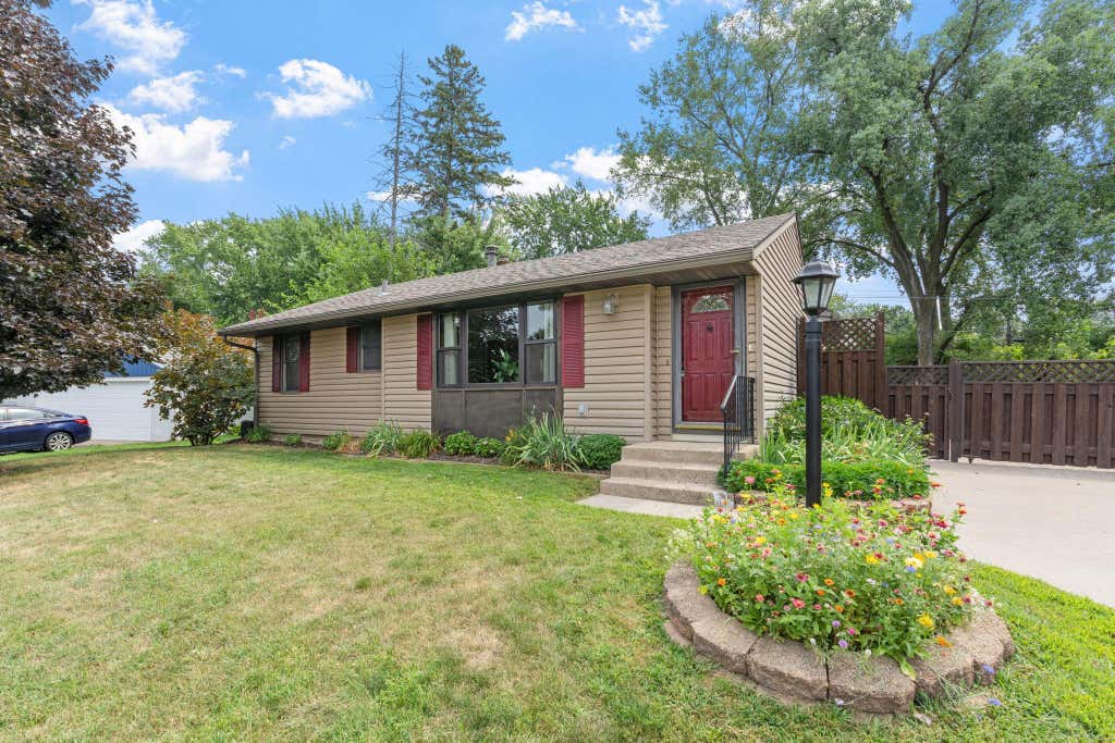 Photo of 3951 Stacker Place, White Bear Twp, MN 55110 (MLS # 7125936)