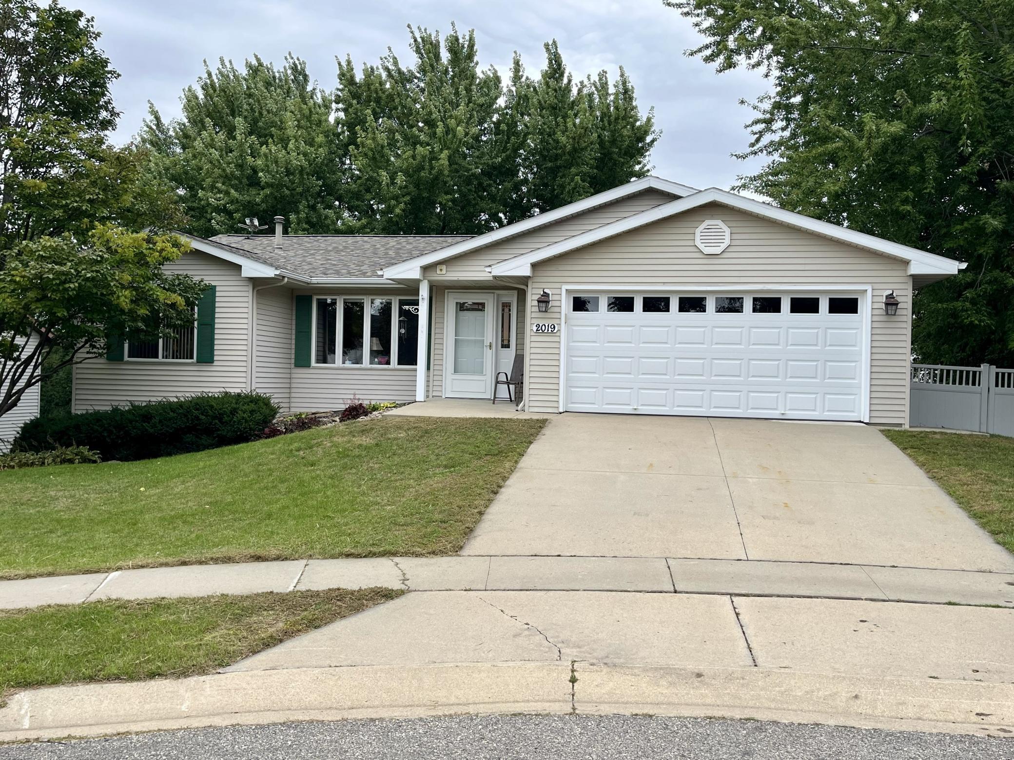 2019 26th Street SE