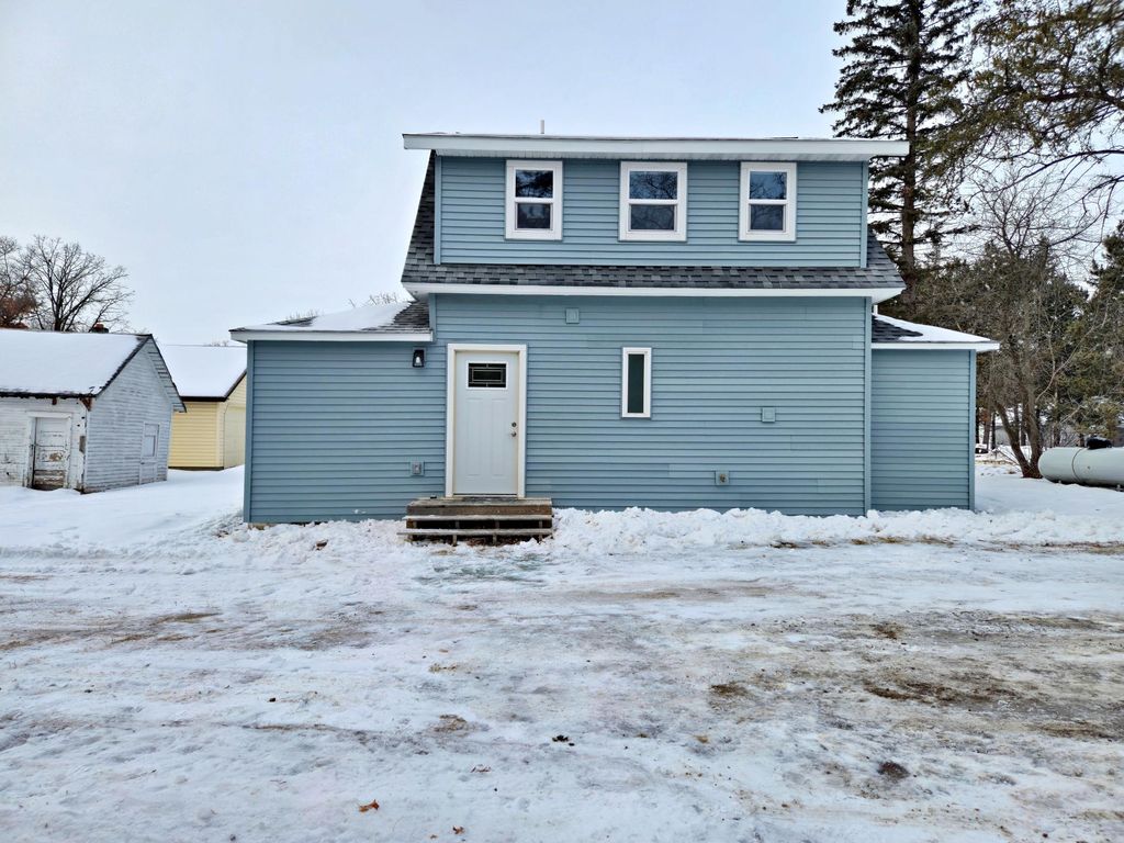 Photo of 738 1st Street NE, Menahga, MN 56464 (MLS # 7005960)