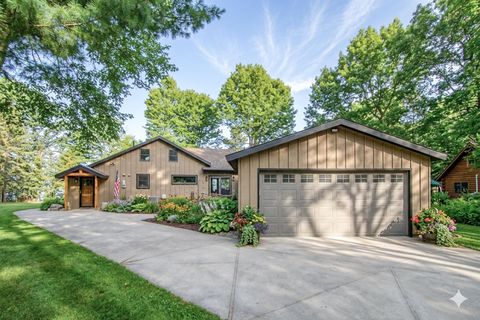 7516 Blue Water Beach Road NW Walker MN 56484