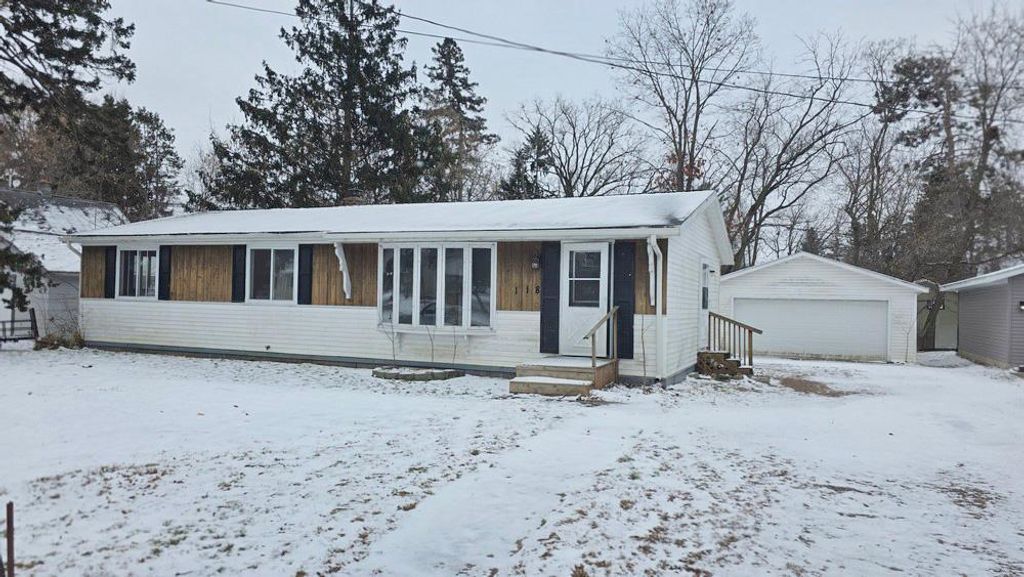 Photo of 118 E Monroe Avenue, Barron, WI 54812 (MLS # 6825681)