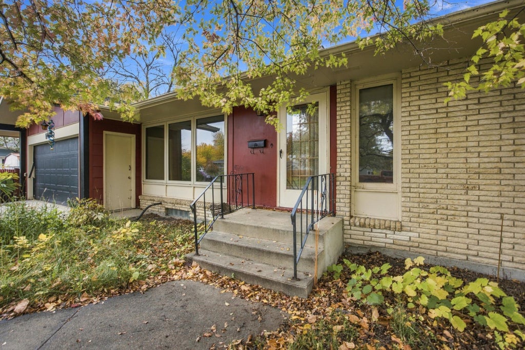 Photo of 1410 22nd Avenue S, Moorhead, MN 56560 (MLS # 7156662)