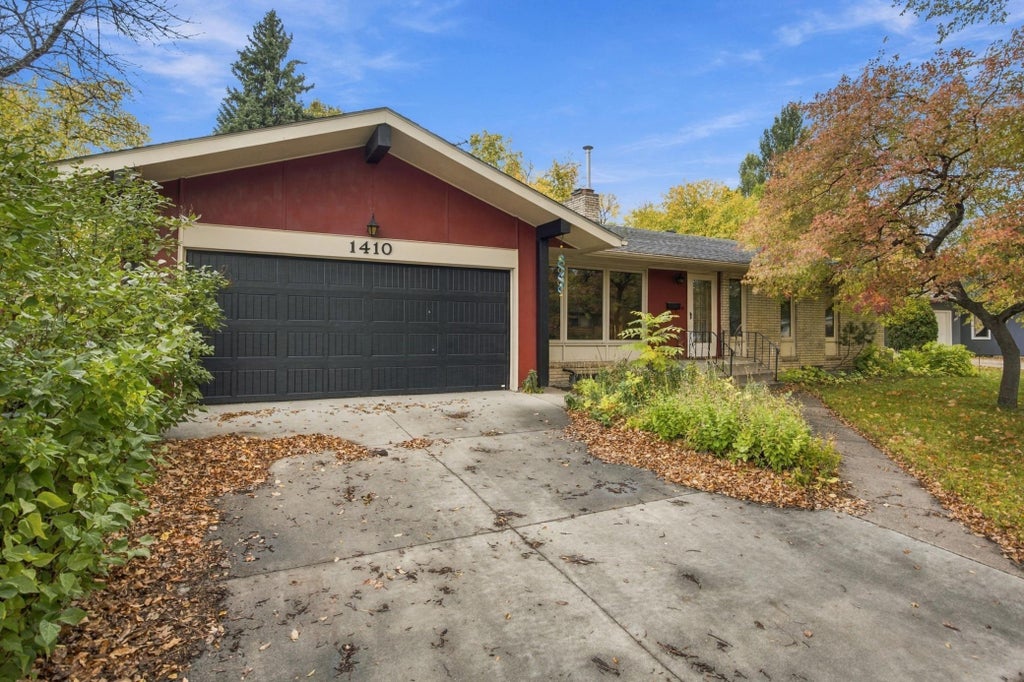 Photo of 1410 22nd Avenue S, Moorhead, MN 56560 (MLS # 7156662)