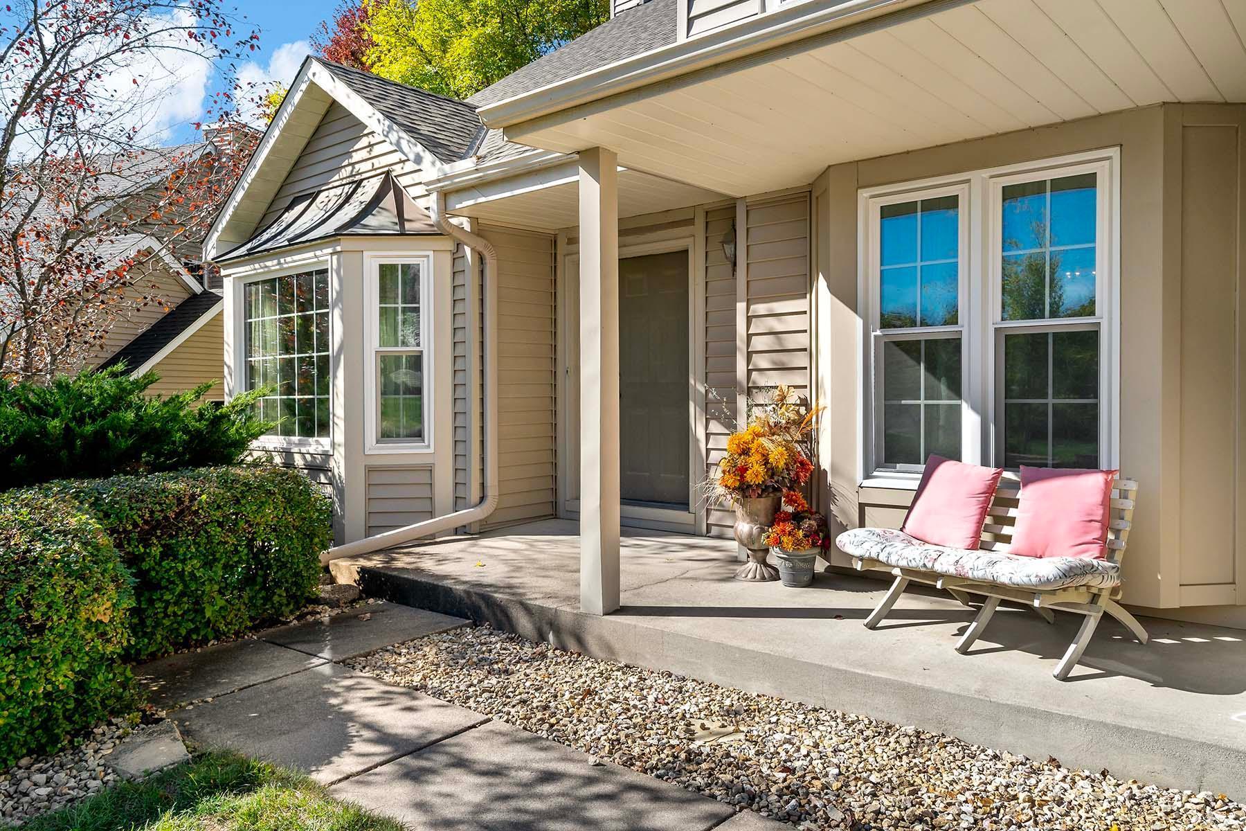 12785 Edinbrook Path