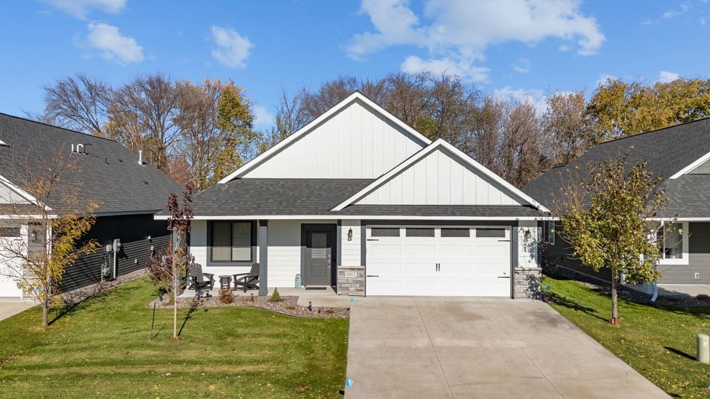 Photo of 1017 109th Court NE, Blaine, MN 55434 (MLS # 7033147)