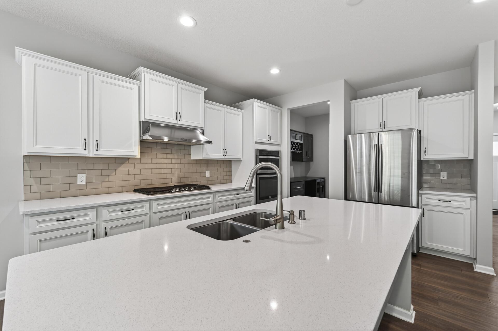 532 Aidan Cove