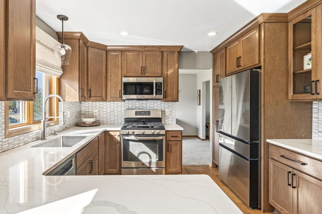 Photo of 18745 39th Avenue N, Plymouth, MN 55446 (MLS # 7018132)