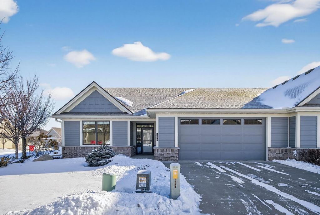 Photo of 2270 Centurion Court NE, Rochester, MN 55906 (MLS # 7023743)