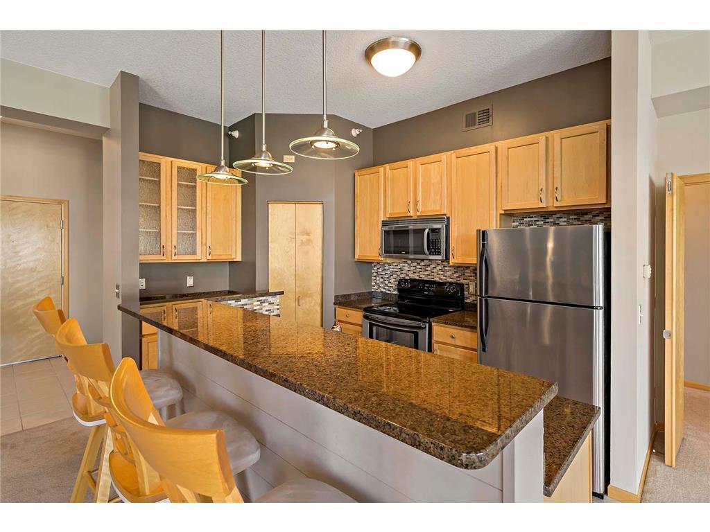 2405 39th Avenue NE 401