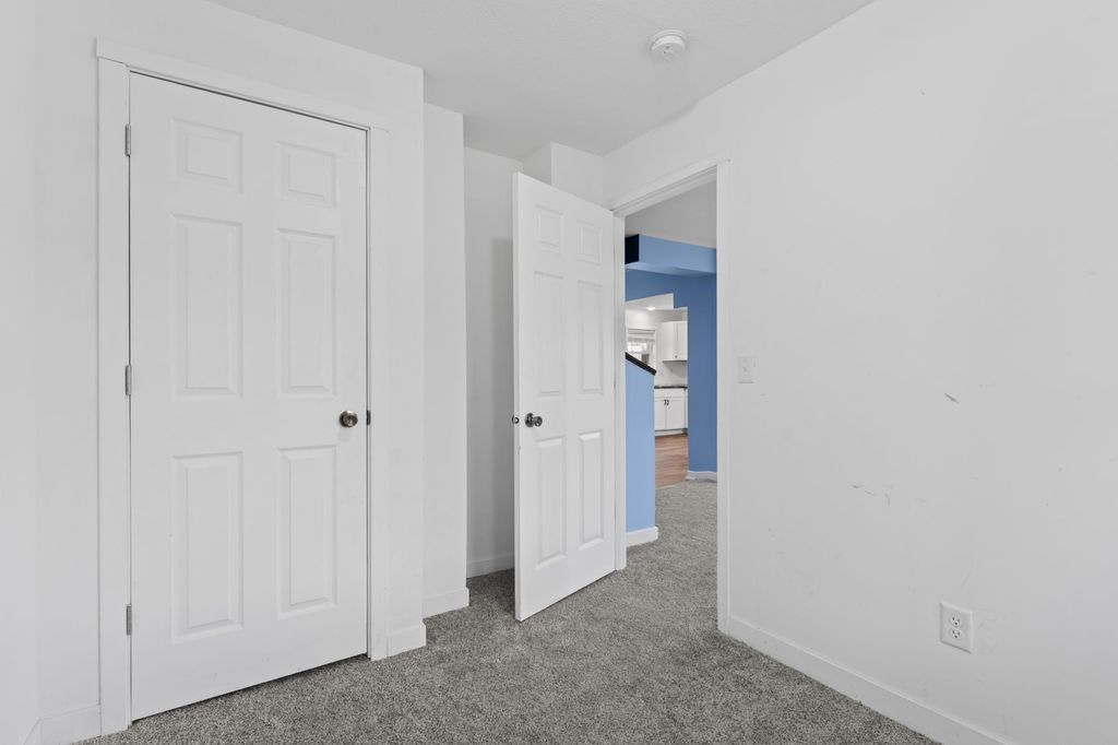 Photo of 206 Center Avenue S, Hayfield, MN 55940 (MLS # 7048334)