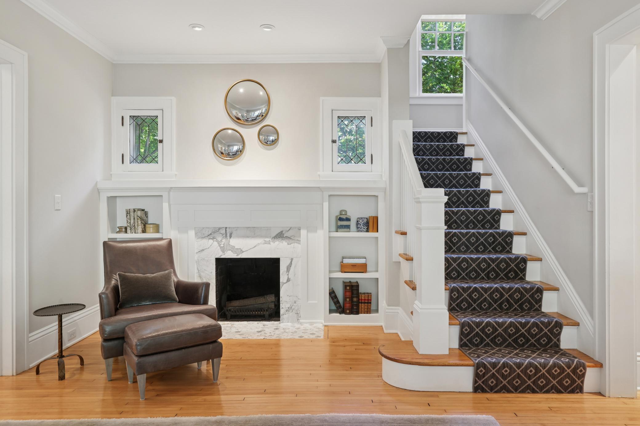 4916 Fremont Avenue S