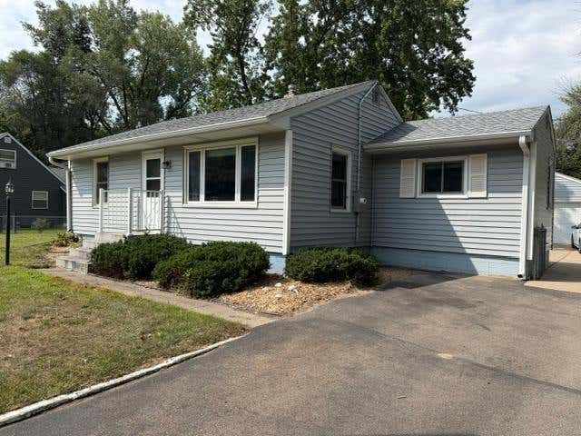Photo of 5911 Hodgson Road, Shoreview, MN 55126 (MLS # 7132160)