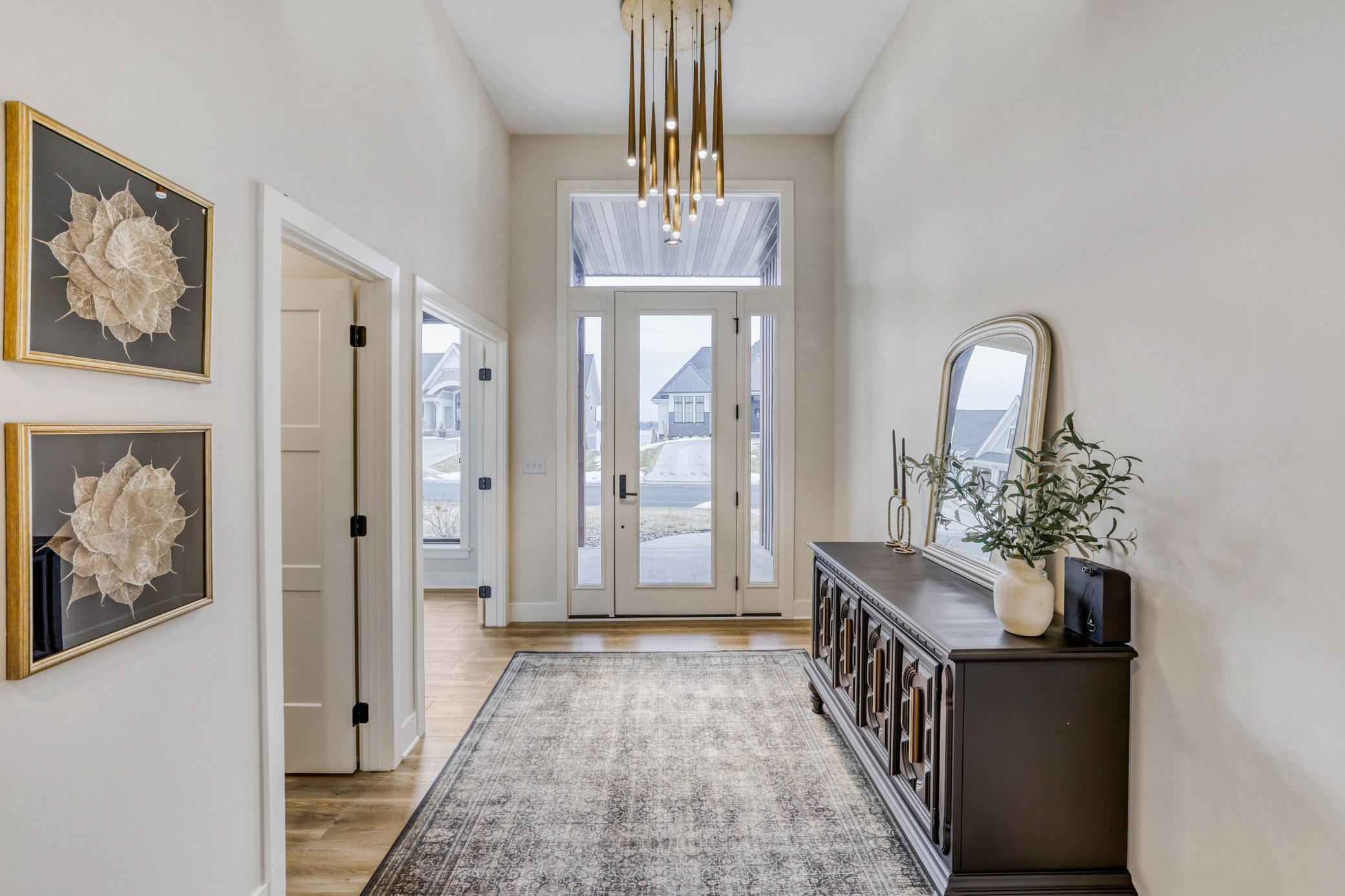 4998 Beach Street NE