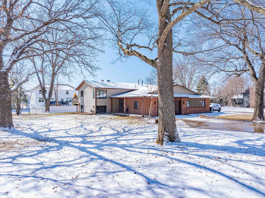 Photo of 1203 79 1/2 Street, Victoria, MN 55386 (MLS # 7035651)