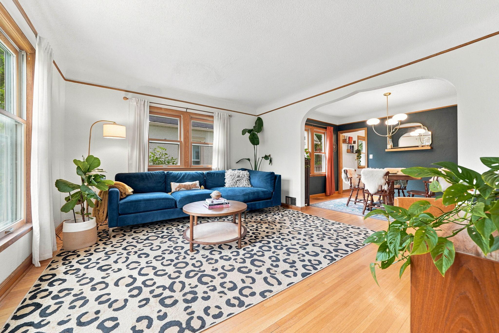 2526 Stinson Parkway