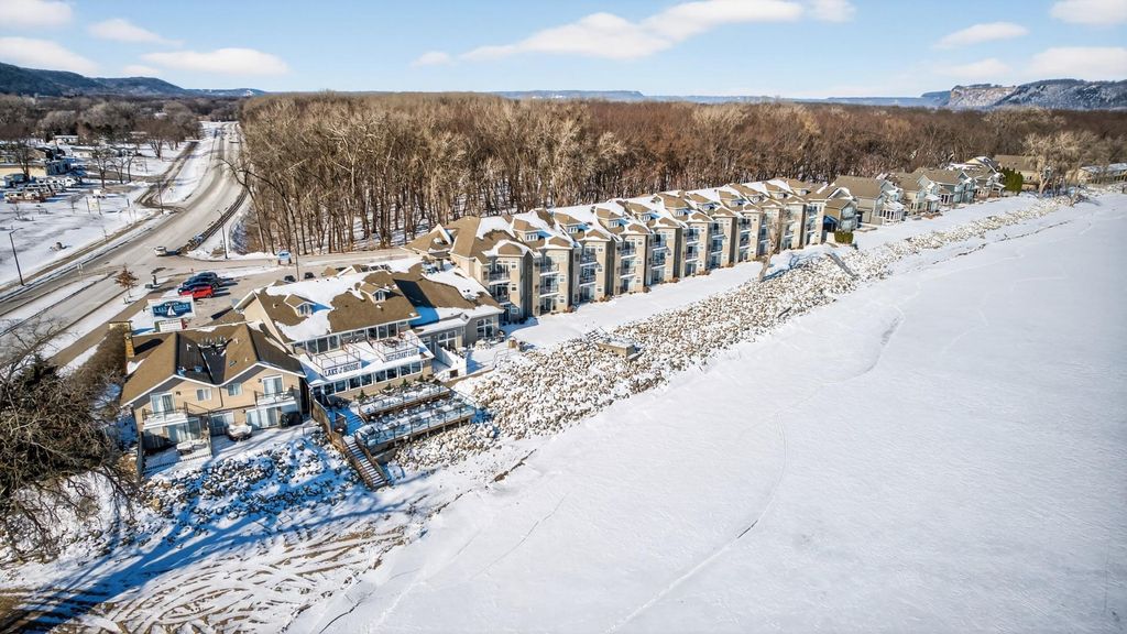 Photo of 1702 N Lakeshore Drive #3, Lake City, MN 55041 (MLS # 7013905)