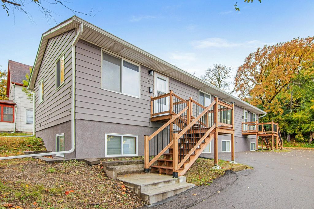 Photo of 753 / 755 Robert Street S, Saint Paul, MN 55107 (MLS # 6808014)