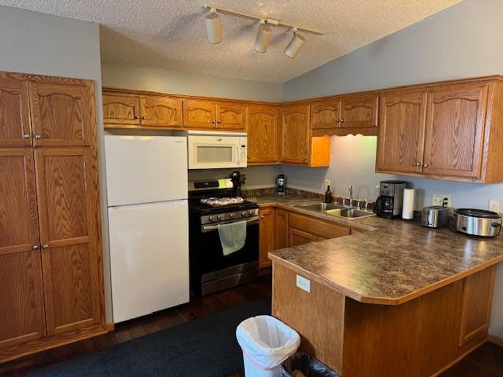 Photo of 300 21st Avenue SW, Cambridge, MN 55008 (MLS # 7011744)