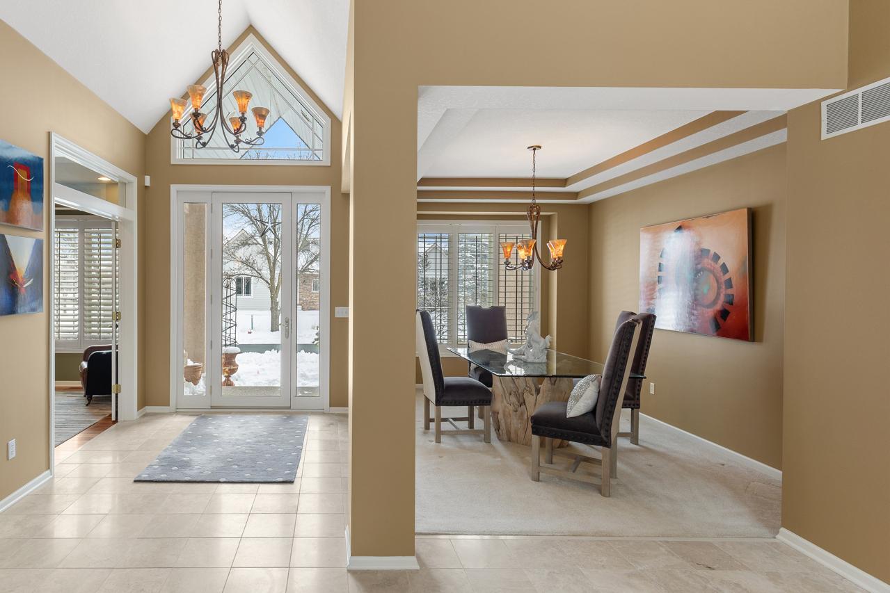 10556 Prairie Lakes Drive