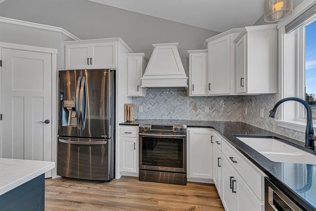 Photo of 1413 Lavender Avenue S, Sartell, MN 56377 (MLS # 7003944)