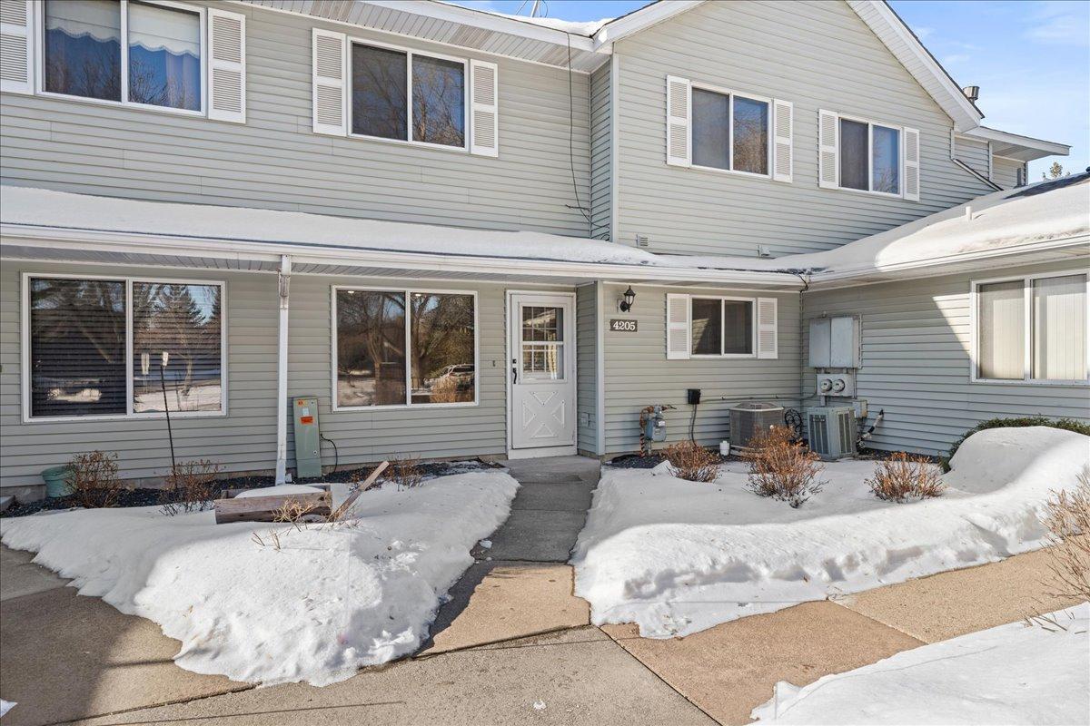 4205 Centerville Road