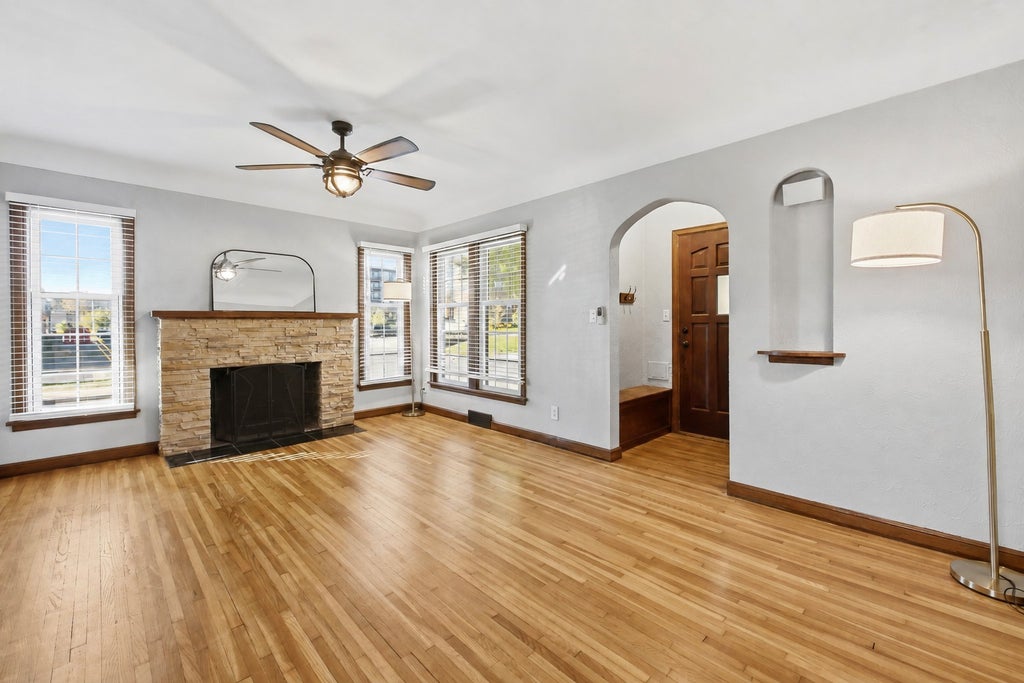 Photo of 1118 Livingston Avenue, West Saint Paul, MN 55118 (MLS # 7145795)