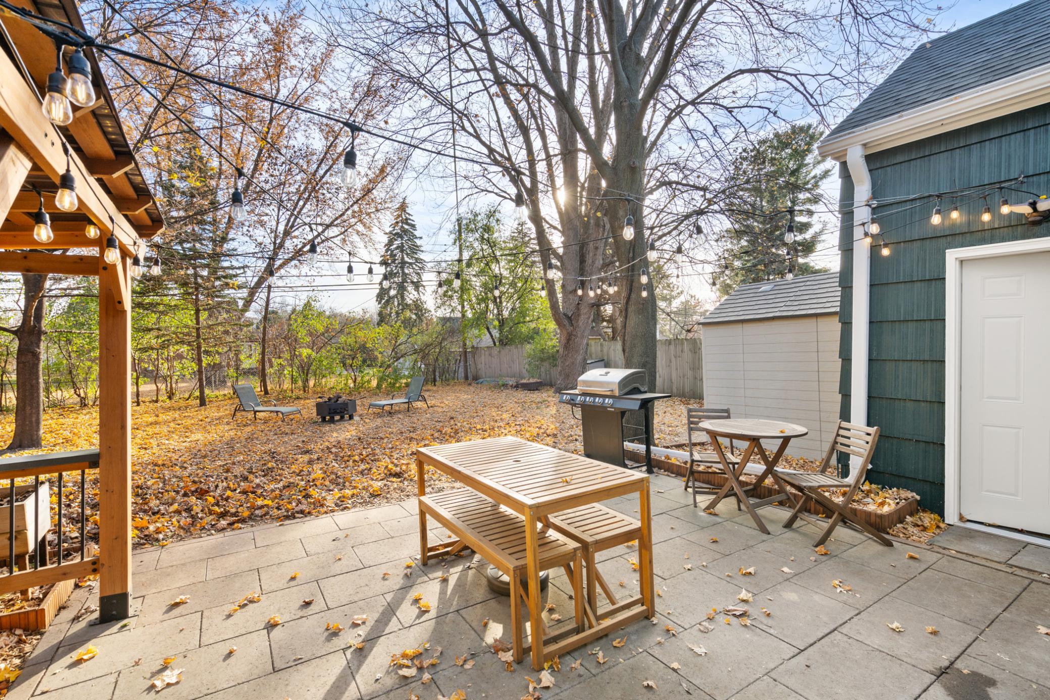 1024 County Road B2 W