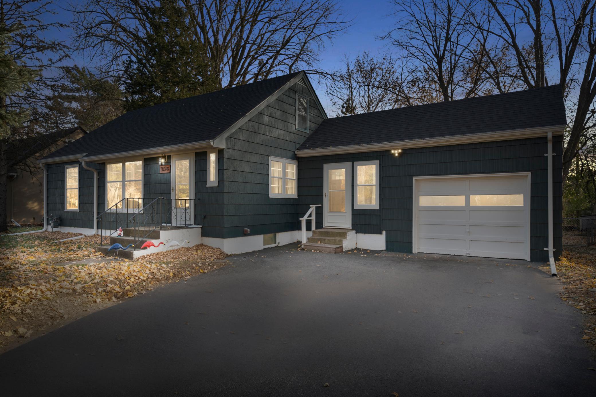 1024 County Road B2 W