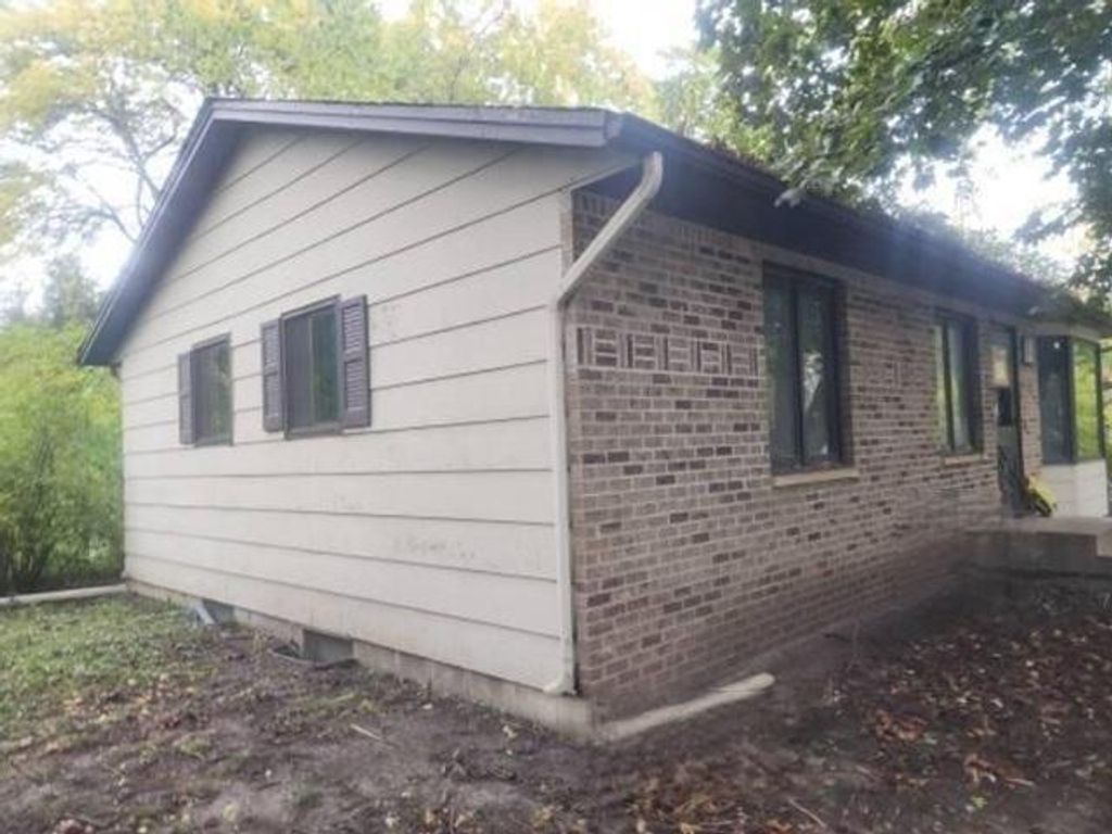 Photo of 2865 Upper 79th Court E, Inver Grove Heights, MN 55076 (MLS # 7011930)