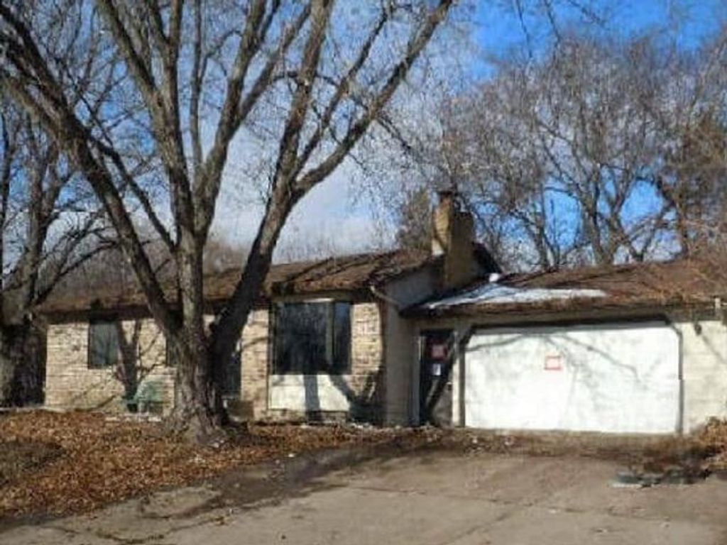 Photo of 2865 Upper 79th Court E, Inver Grove Heights, MN 55076 (MLS # 7011930)