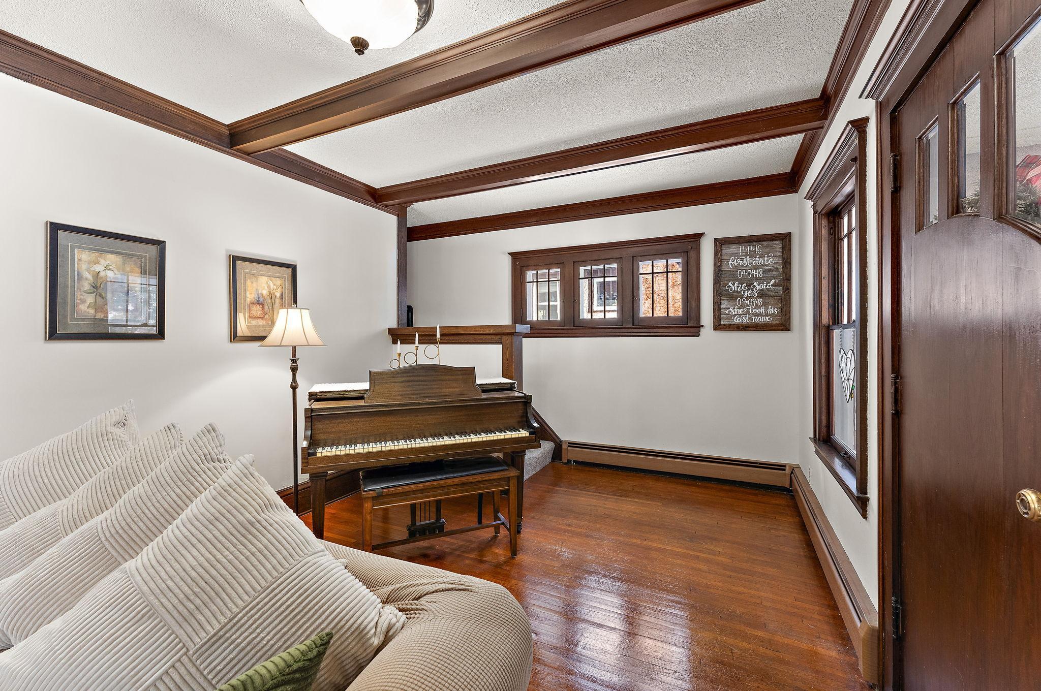 4348 Lyndale Avenue S