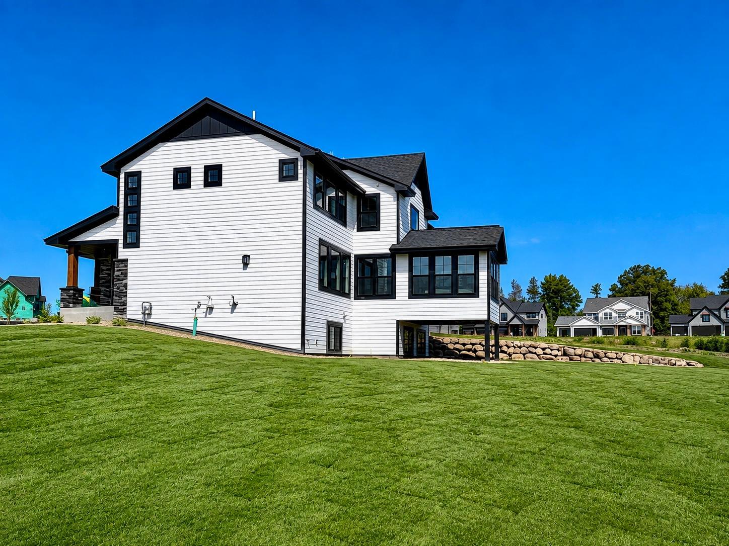 6858 Spruce Lane