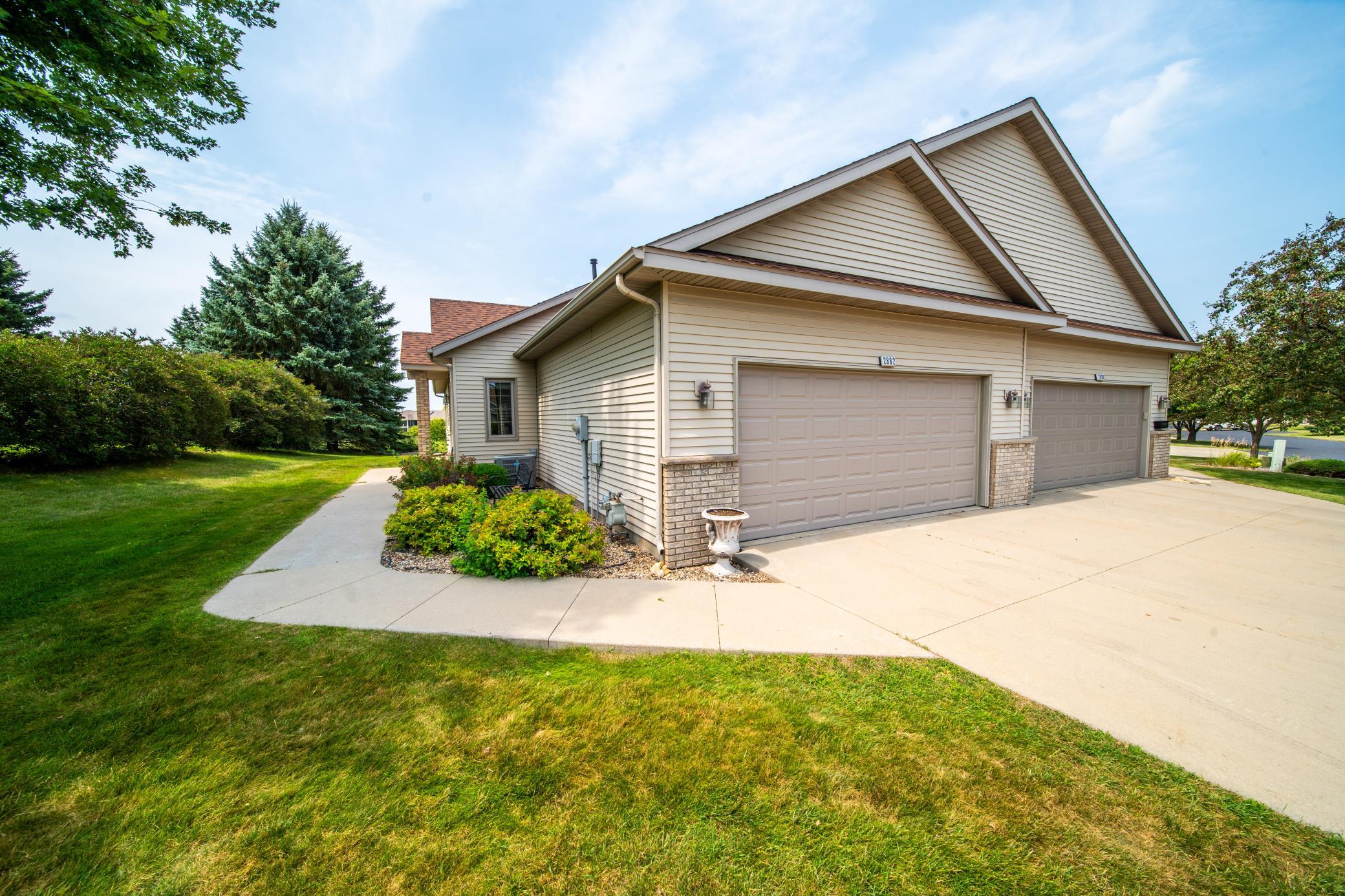 2862 Century Ct NE
