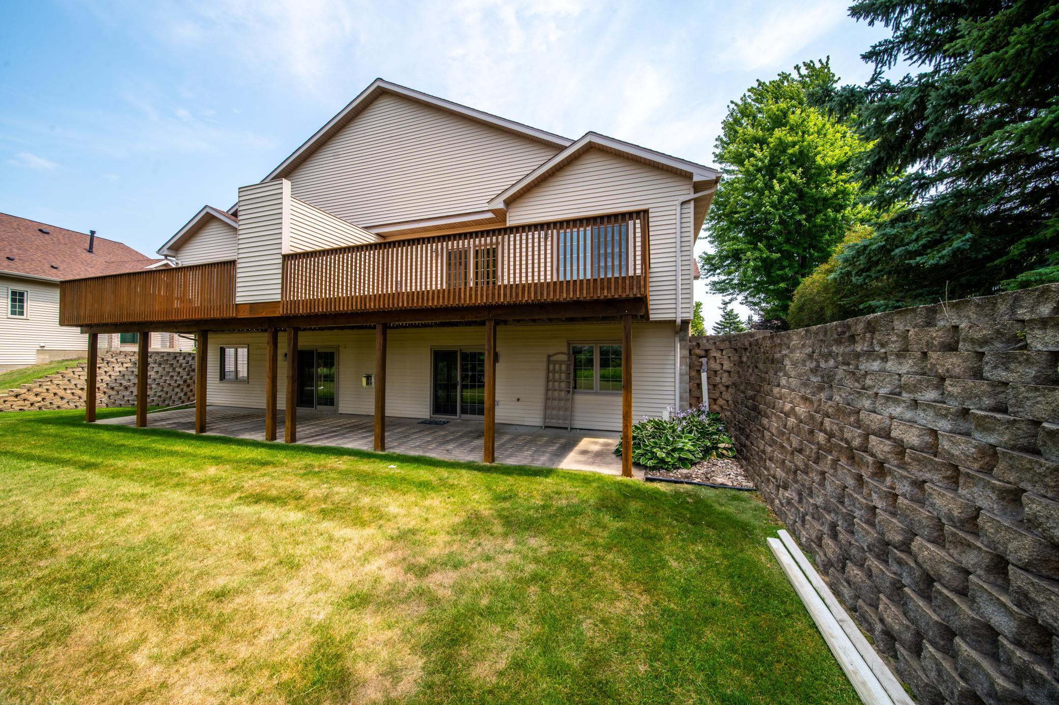 2862 Century Ct NE