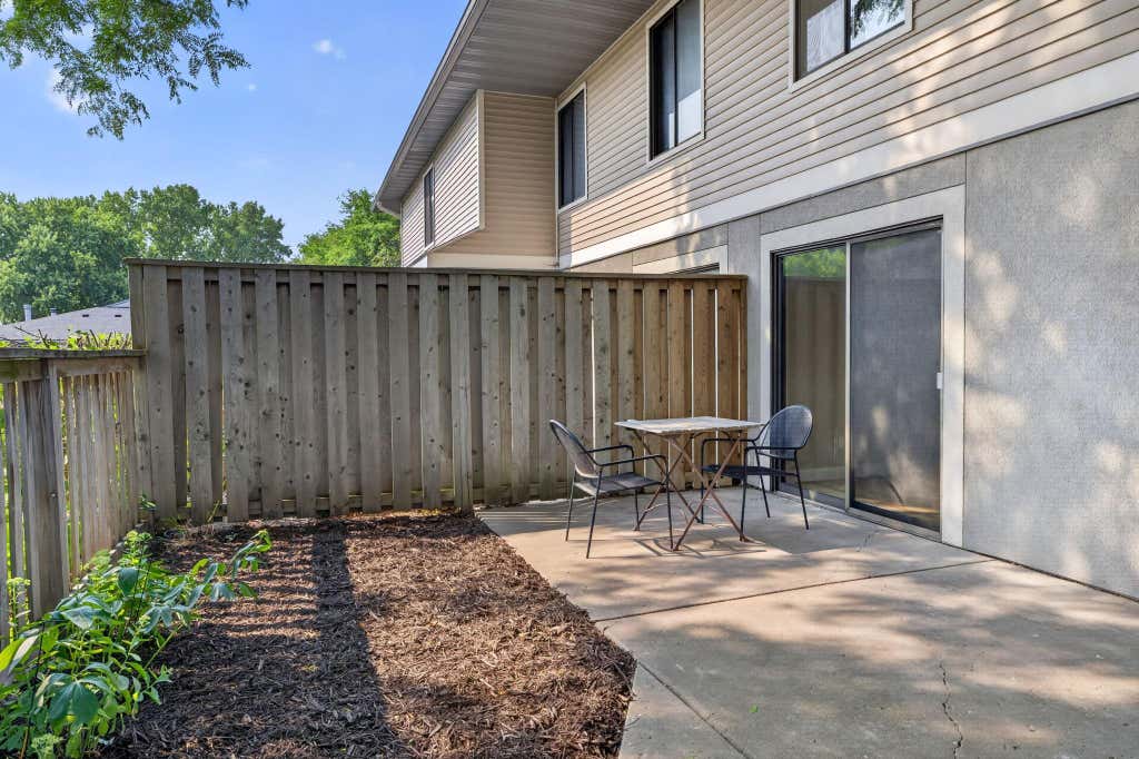 Photo of 1211 Trailwood S, Hopkins, MN 55343 (MLS # 7125280)