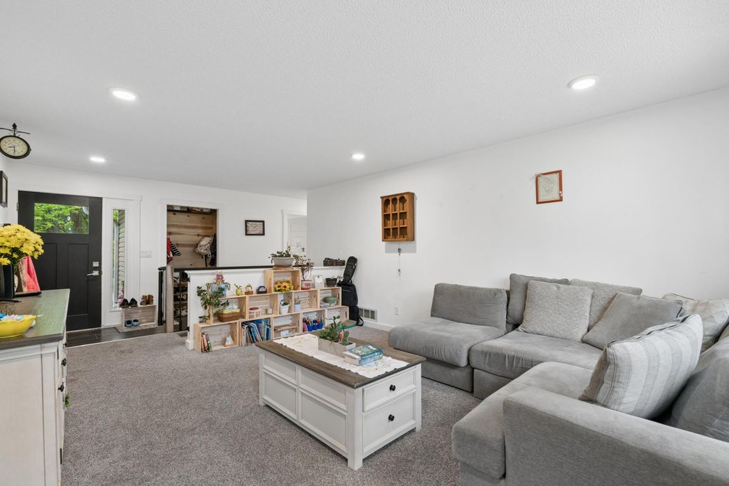 Photo of 8893 Autumn Oaks Drive, Rockford, MN 55373 (MLS # 7052047)