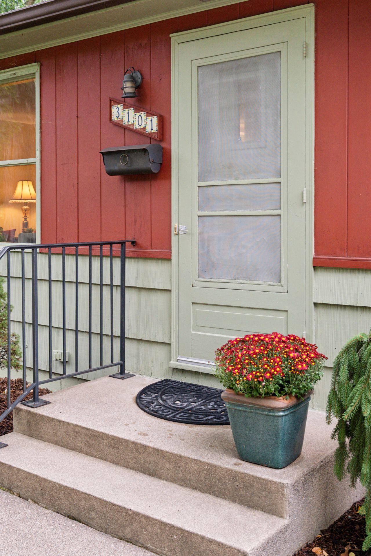 3101 Sumter Avenue S