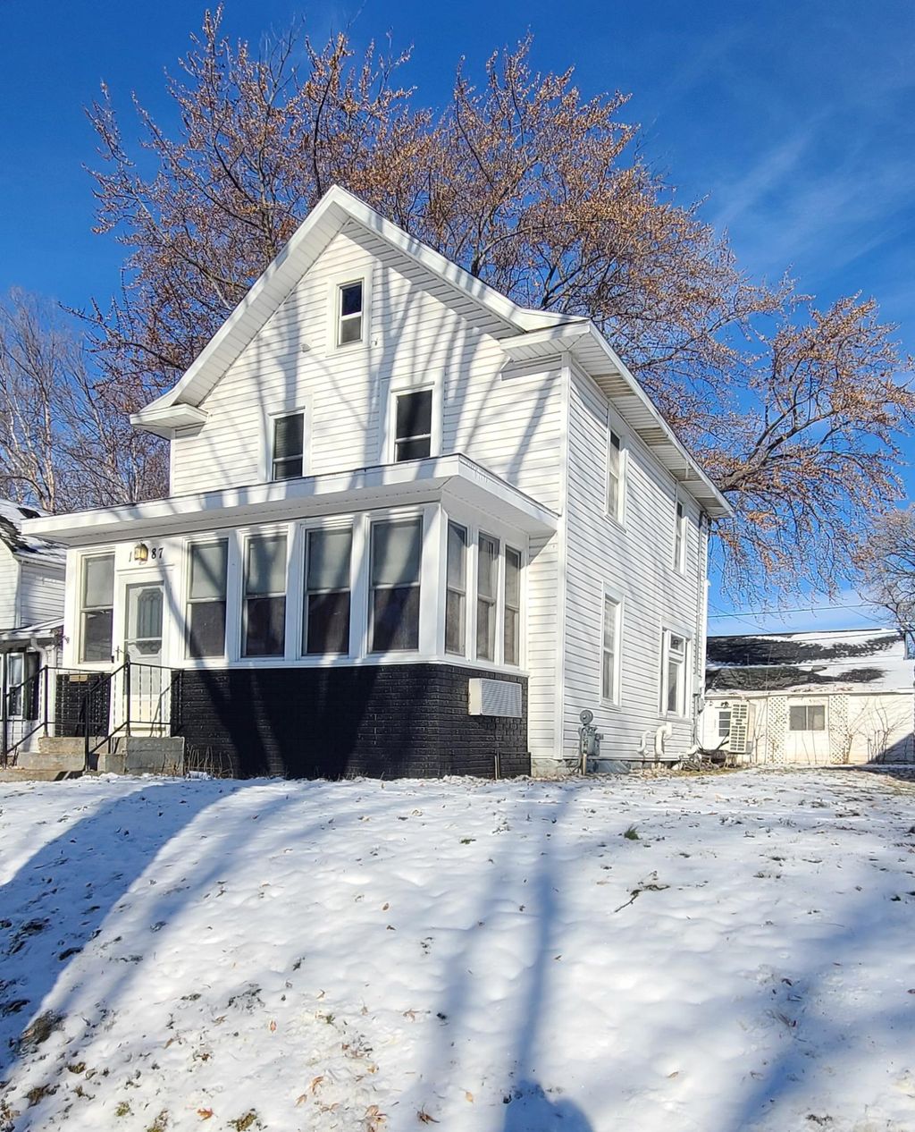 Photo of 1287 Juliet Avenue, Saint Paul, MN 55105 (MLS # 6822575)