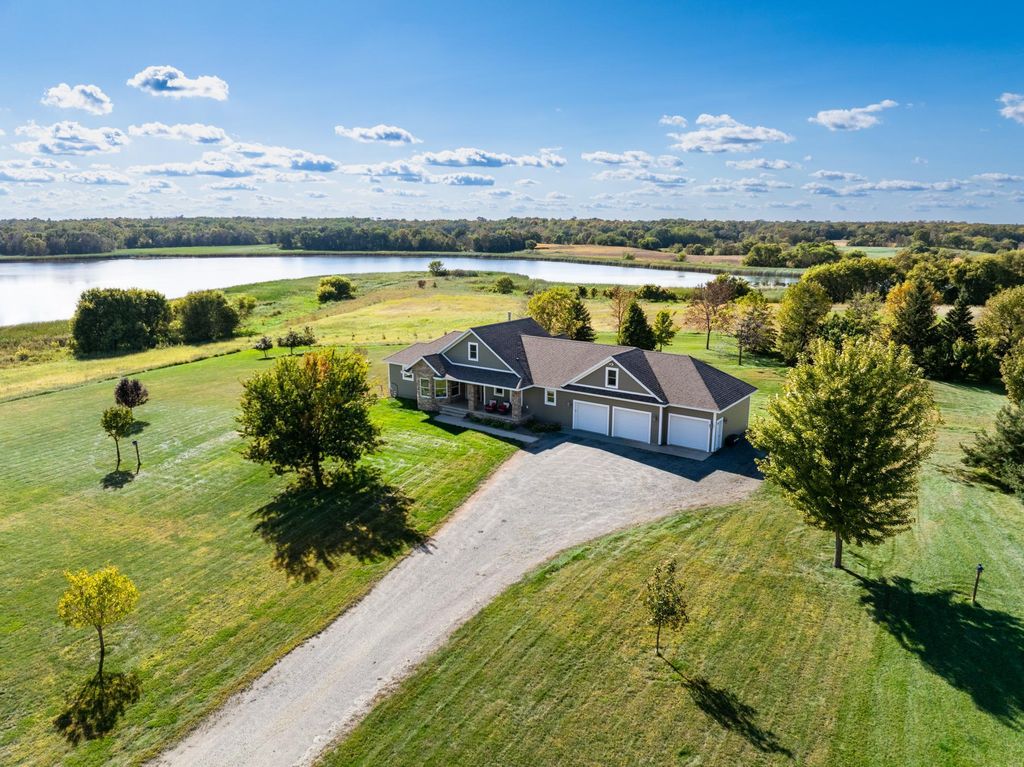 Photo of 7974 Bluebill Drive SW, Alexandria, MN 56308 (MLS # 7011458)