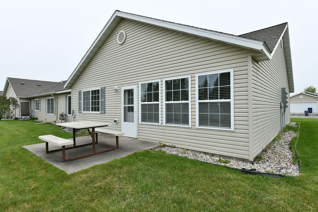 Photo of 426 30th Street N, Moorhead, MN 56560 (MLS # 7076616)