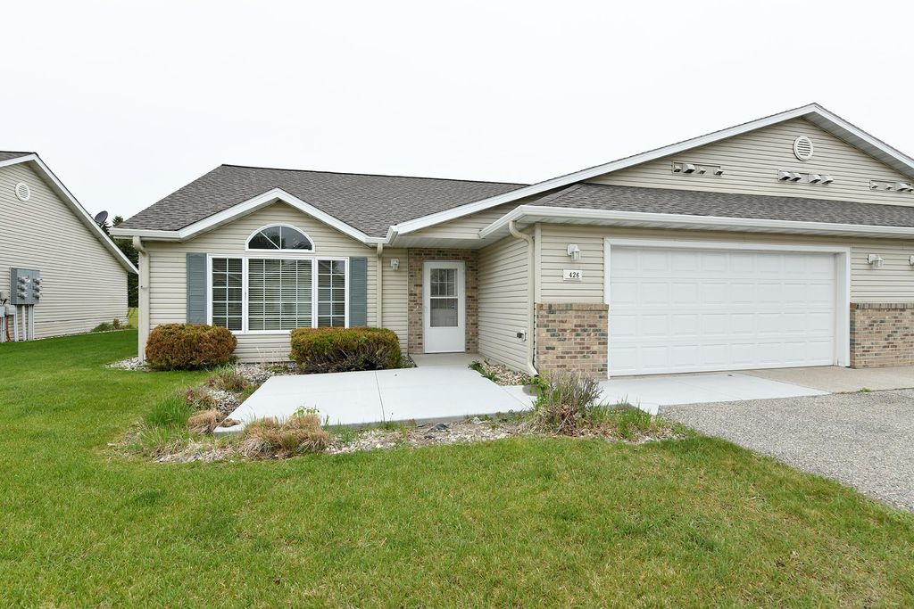 Photo of 426 30th Street N, Moorhead, MN 56560 (MLS # 7076616)