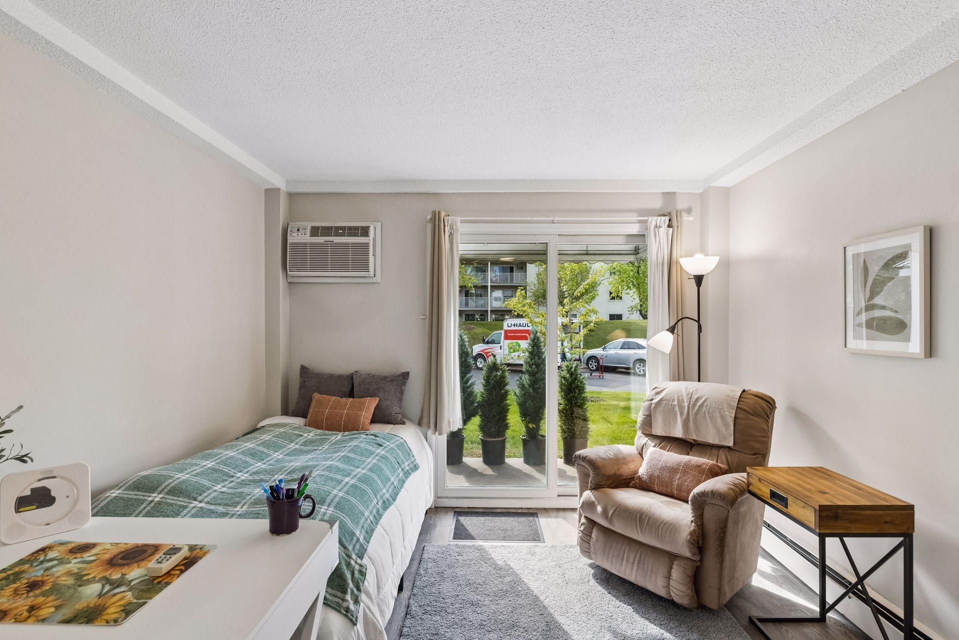 130 Demont Avenue E 144