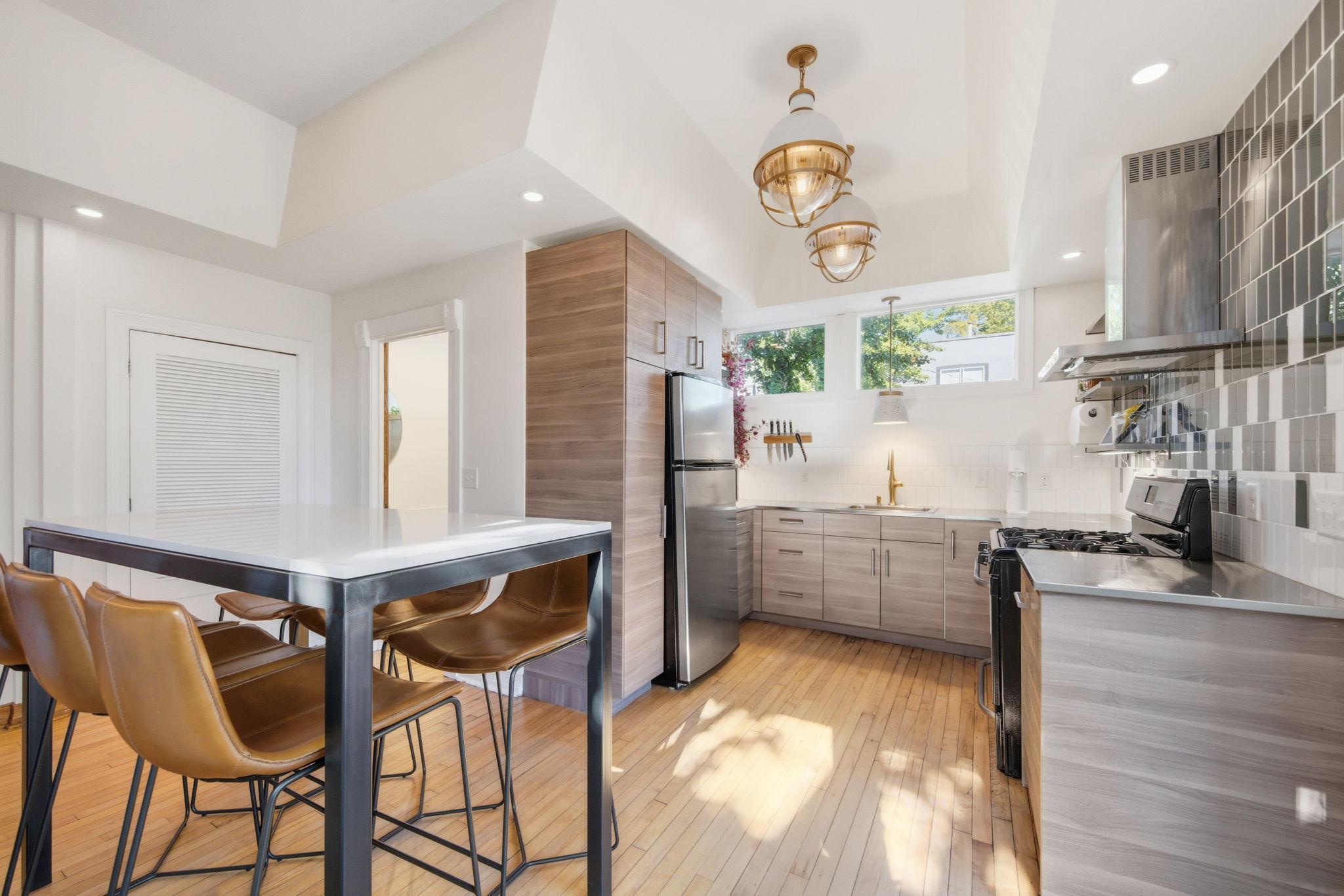 2701 Dupont Avenue S