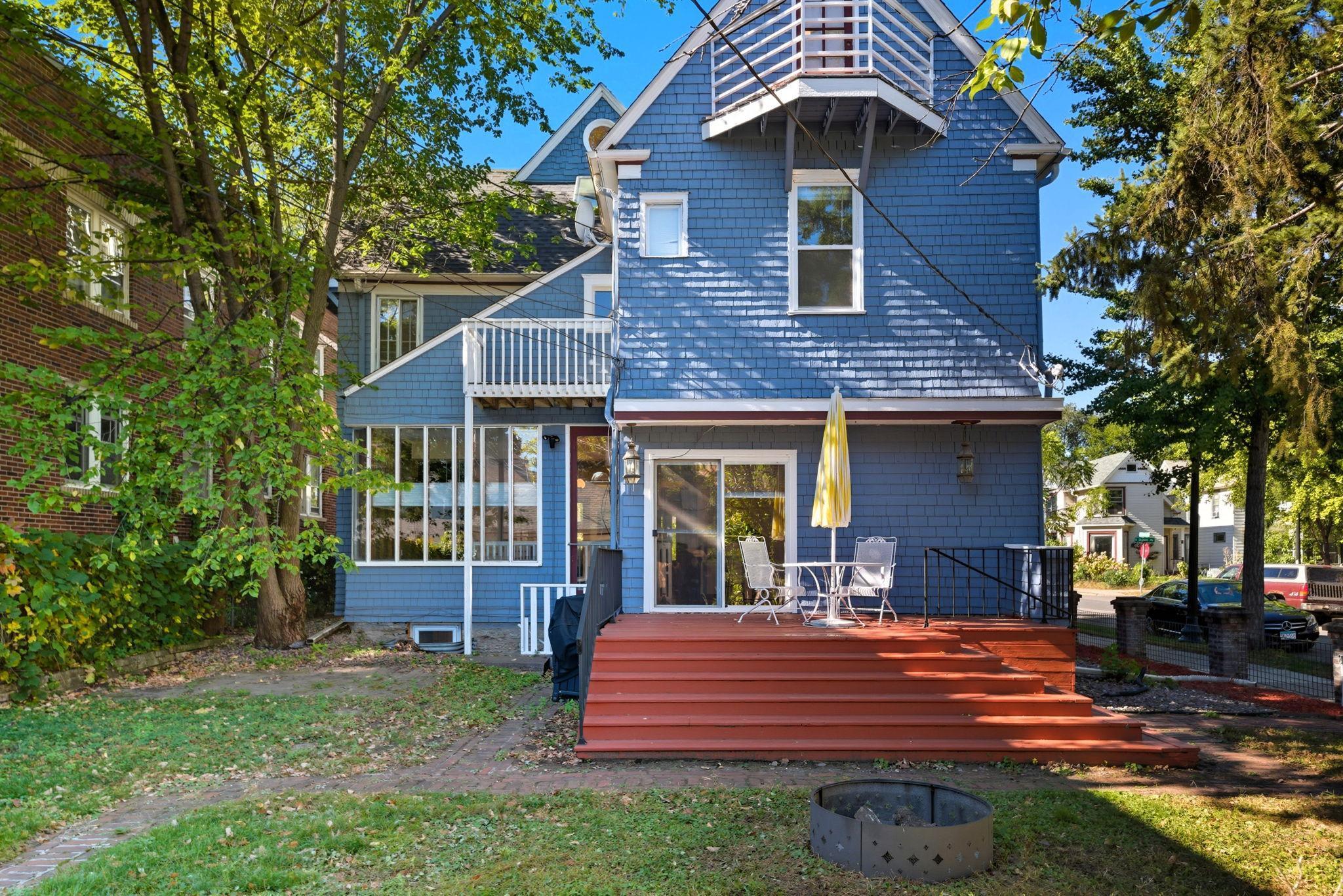 2701 Dupont Avenue S